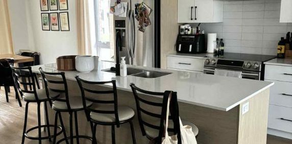 Magnifique 6 1/2 - IDEAL POUR FAMILLE - 2 SALLES DE BAIN - Photo 2