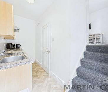 Studio to rent - Photo 5