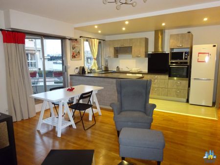 Location Appartement 2 pièces 54m² COURBEVOIE 92400 - Photo 2