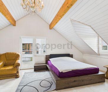 Einladendes Reihenhaus in Basel mit 6.5 Zimmern - Photo 2