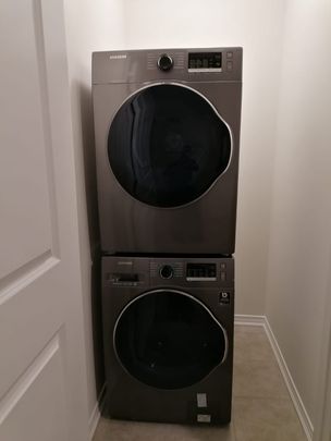 For Lease - 32 Oaktree Drive, Haldimand, Ontario - Photo 1