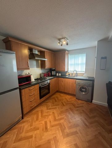 2 bedroom flat to rent - Photo 5