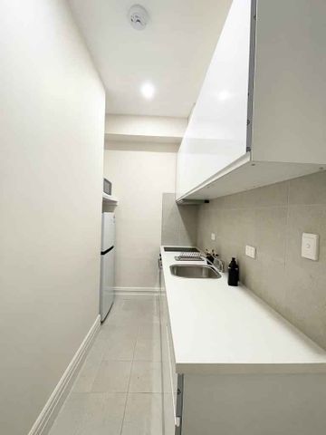 Studio 3 - Photo 4