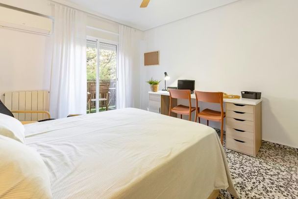 Carrer de Reig Genovés, Valencia, Valencian Community 46019 - Photo 1