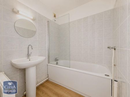 Location Appartement 2 pièces 59m² MACON 71000 - Photo 3