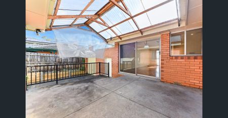 Family home located in Glen Waverley Secondary Catchment (STCA) - Photo 5