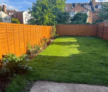 2 bedroom detached house to rent - Photo 4