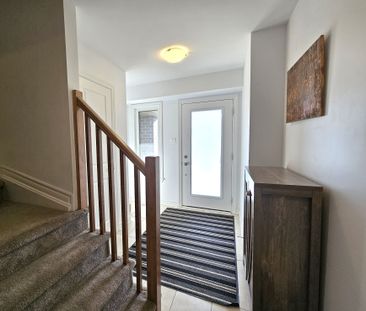 For Lease - 887 Couloir Road, Orleans - Convent Glen and Area, Ontario - Photo 2