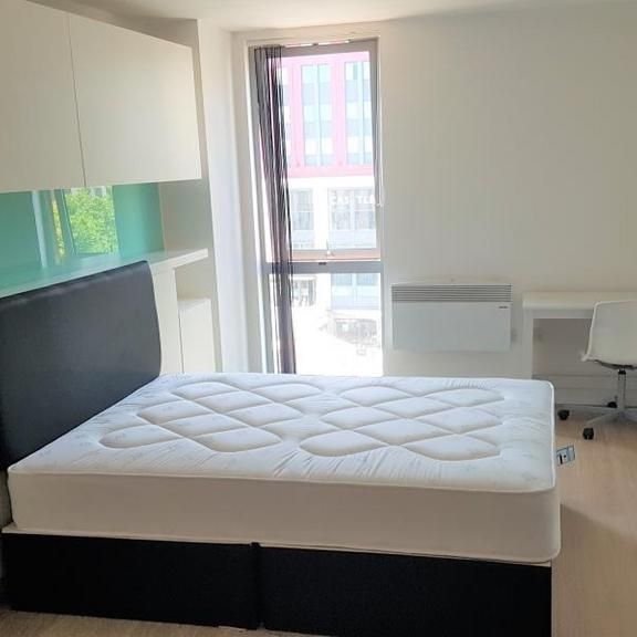 2 bedroom apartment to rent - Photo 1