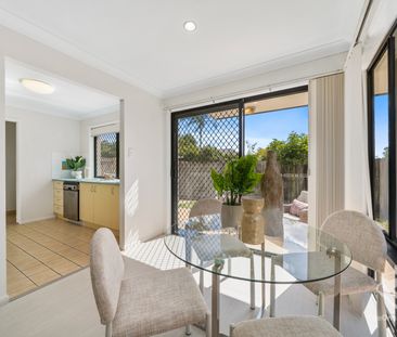 Stunning property located in the heart of Eight Mile Plains - Photo 5