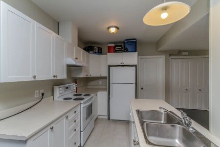 132 Glenora Street - 2 — 2 Bedroom - Photo 5