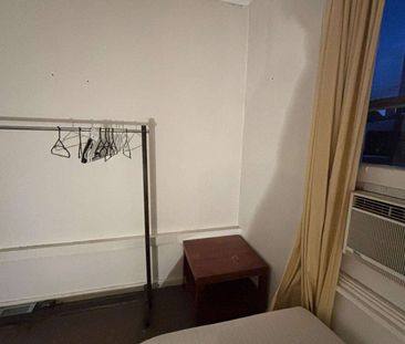 East Melbourne - Photo 4