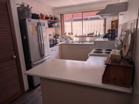 Melton South - Photo 5