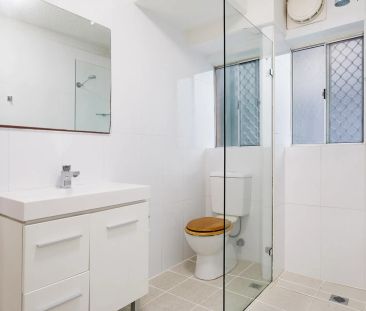 Easy-care Living in Convenient Locale - Photo 2