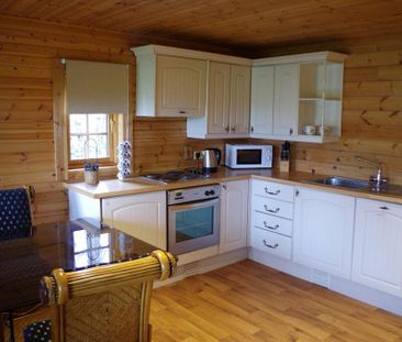 2 bedroom detached house to rent - Photo 2