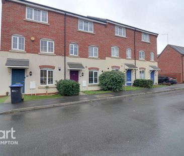 4 bedroom terraced house to rent - Photo 1