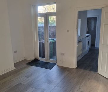 2 Bed Terraced House, Stanton Street, M11 - Photo 2