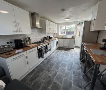 1 bedroom house of multiple occupation to rent - Photo 2