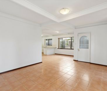 Charming 3x1 Home Available for Rent - Perfect for Families! - Photo 6