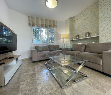 Town House for rent in Nueva Andalucia - Photo 1