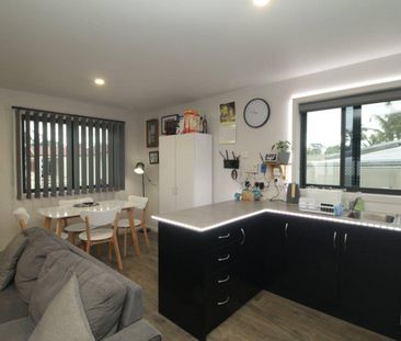 3-BEDROOM CABIN IN NICHOLSON RIVER HOLIDAY PARK - Photo 3