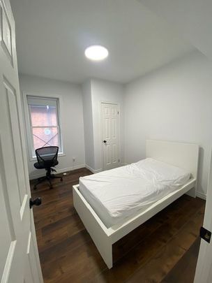 For Lease - 55 Young Street Unit# 2- Bedroom 3, Hamilton, Ontario - Photo 1