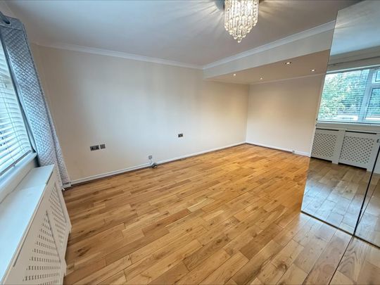 3 bedroom apartment to rent - Photo 1