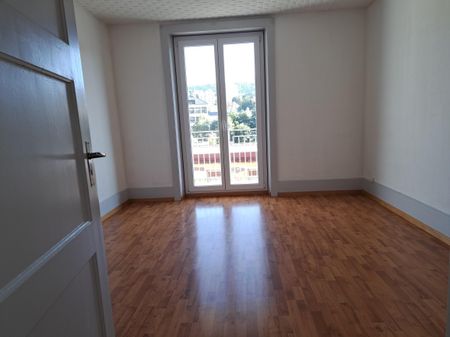 APPARTEMENT DE 3 PIECES AU 2EME ETAGE AVEC BALCON - Foto 2