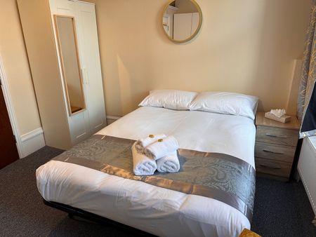 Studio Flat, Tottenham Lane, N8 - Photo 5