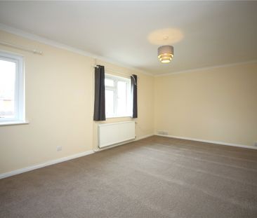 Severn Road, - Photo 1