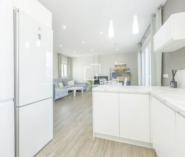 Excellent 3 Bedroom penthouse with 6m² terrace for rent in El Pla d... - Photo 3