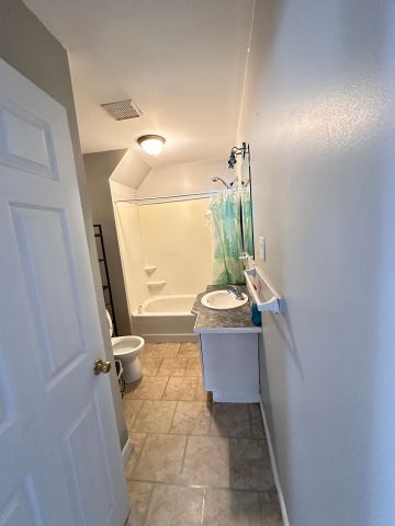 For Lease - 7 Josephine Street Unit# Main, St. Catharines, Ontario - Photo 5