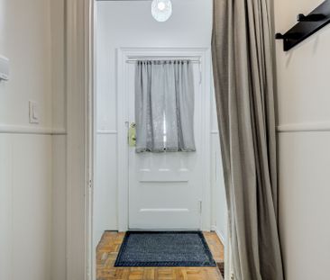 For Lease - 1239 College Street Unit# 2nd Flr, Toronto, Ontario - Photo 4