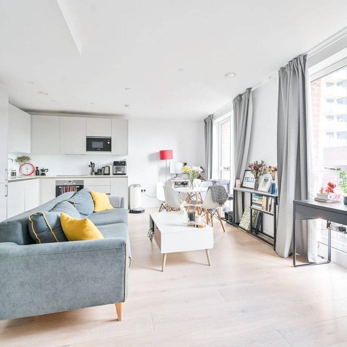 1 bedroom flat to rent - Photo 1