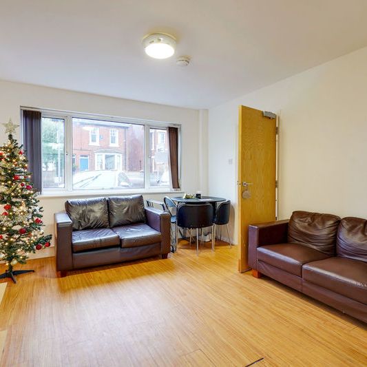 St. Stephens Road, Canterbury - Photo 1