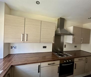 2 bedroom apartment to rent - Photo 4