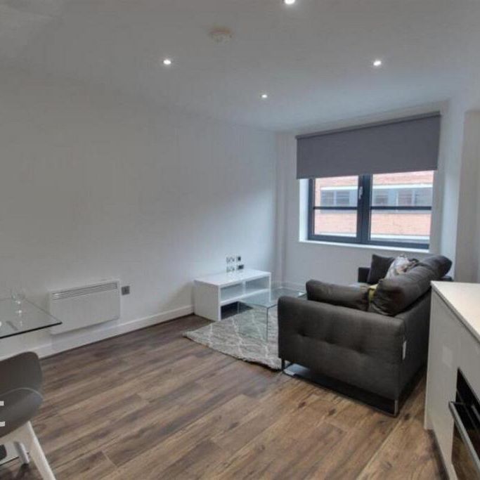 Studio to rent - Photo 1