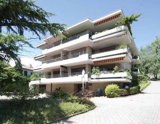 Superbe appartement de 2.5 pièces entièrement rénové - Photo 1