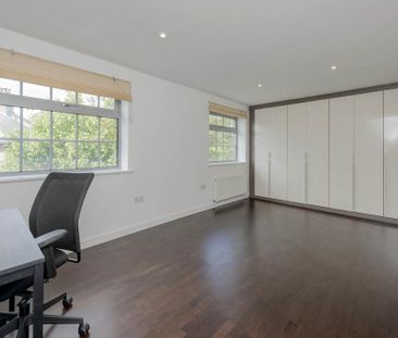 2 bedroom maisonette to rent - Photo 5