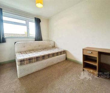 4 bedroom semi-detached house to rent - Photo 1