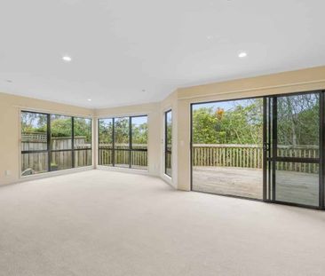 4 Bedroom Home - Photo 3