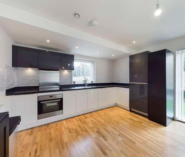 Arla Place, South Ruislip, HA4 - Photo 3