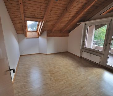 2 1/2 Zimmerwohnung, Dachstock - Photo 6