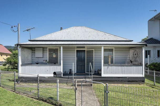 Coastal Cottage In Bulli - Photo 1