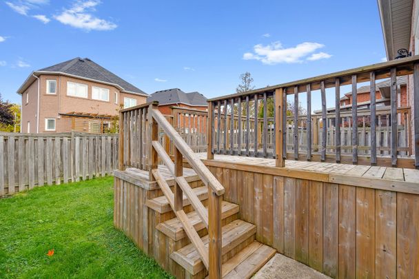 For Lease - 6069 Maple Gate Circle, Mississauga, Ontario - Photo 1