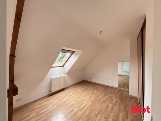 Location Maison 6 pièces 137m² ACIGNE 35690 - Photo 1