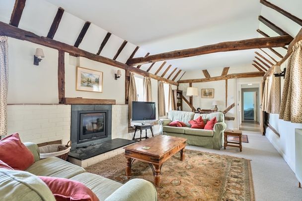 3 bedroom barn to rent - Photo 1