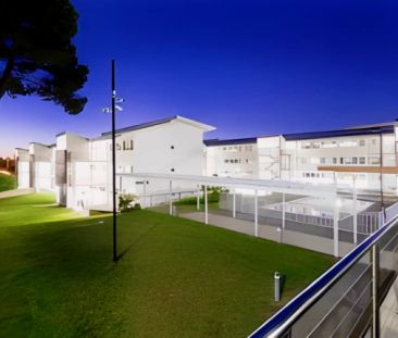 2 Bedroom Apartment north - Double bed - Photo 2