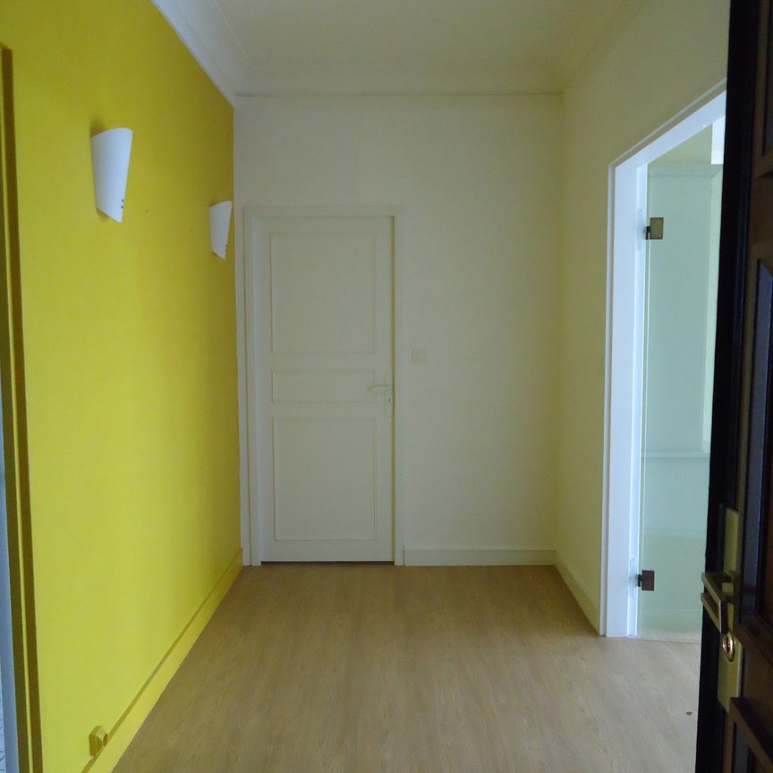 Location Appartement 4 pièces 113m² NEVERS 58000 - Photo 1
