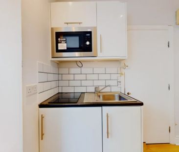 1 Bed 1 Bath - Photo 5